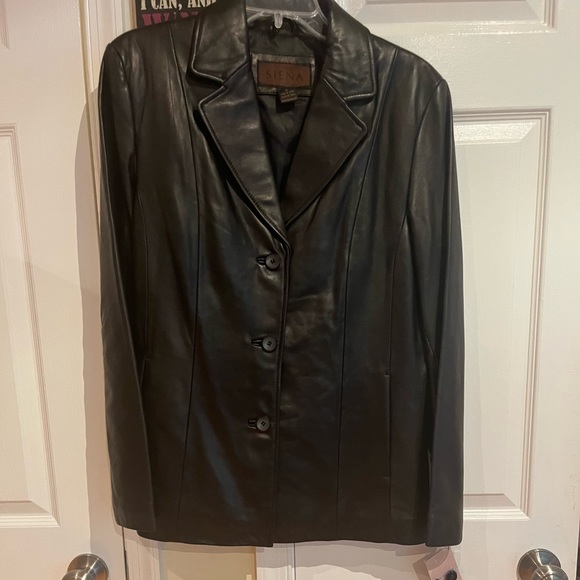 Leather Jacket - Picture 4 of 5